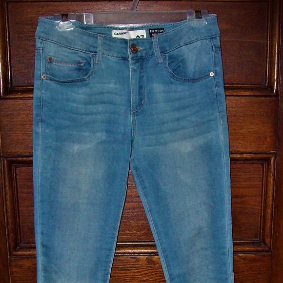 *** GARAGE ~ Premium Denim ~ SUPER SOFT  Jeggings - Picture 1 of 2